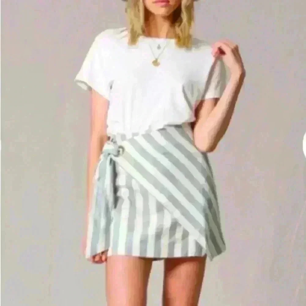 By Together NWT‎ Linen Cotton Blend Wrap Style Mini Skirt Size Medium